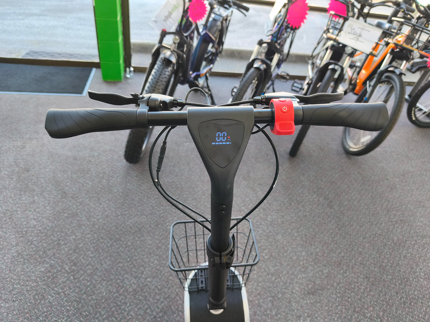 EMVC S20 Electric Scooter - Seat - Storage - Suspension